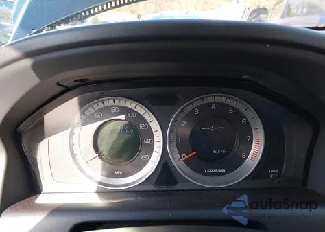 2012 Volvo Xc60 3.2/3.2 Platinum/3.2 Premier/3.2 Premier Plus z USA, uszkodzony, nr VIN YV4940DZXC2323160